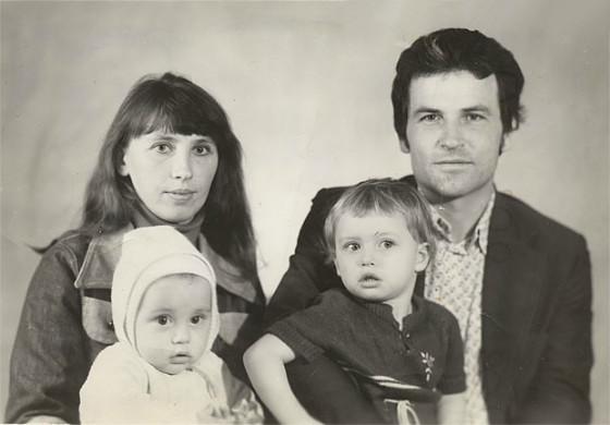 Дмитрий Билан  с родителями и сестрой