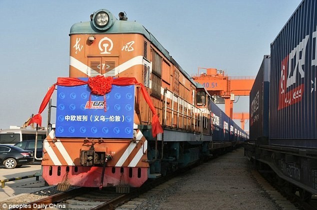 Новый шёлковый путь: Китай отправил первый грузовой поезд в Великобританию