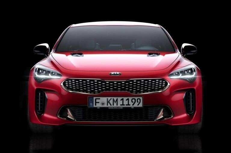 KIA представила стильный Stinger GT V6