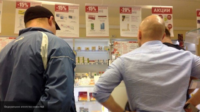 Онищенко: современная аптека превратилась в "продовольственный магазин"