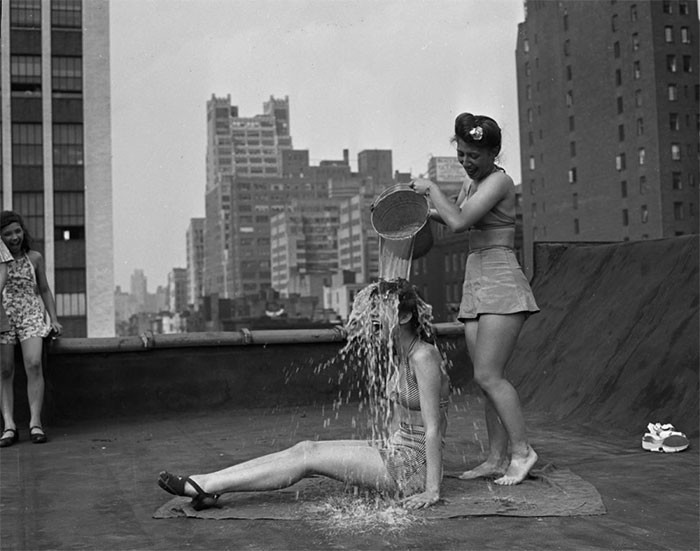 40. Испытание ведром ледяной воды. Ice Bucket Challenge образца 1943 года, Нью-Йорк