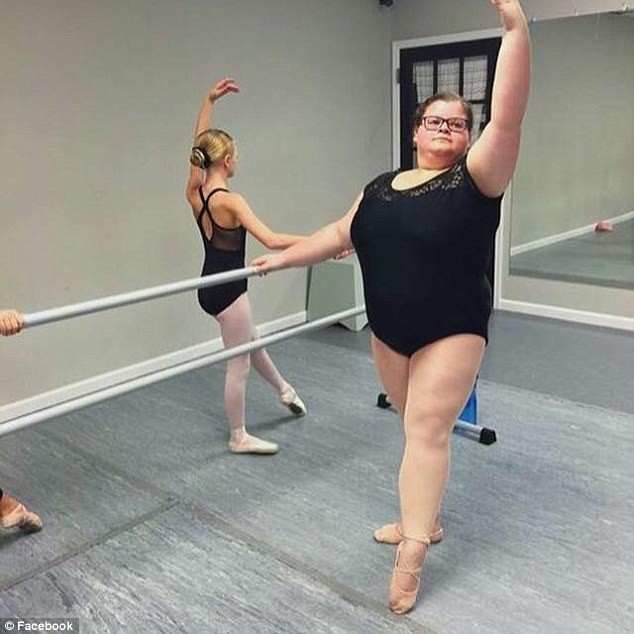 15-летняя балерина поразила интернет своей грацией и... размером!