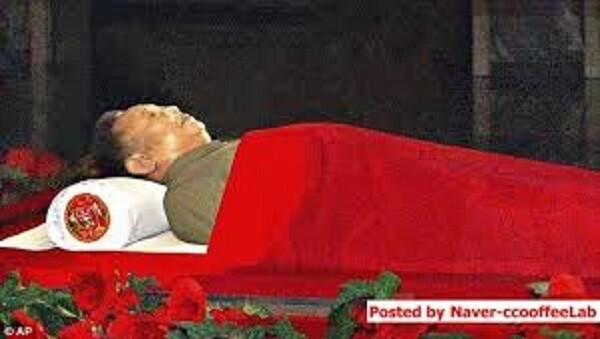 Ким Чен Ир(1941-2011) -Забальзамированные впервые в мире отец и сын 