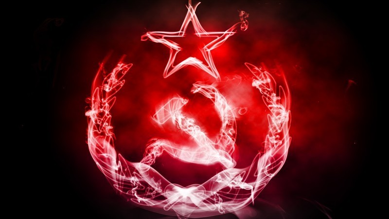 Власть на распутье – признавать или отрицать величие СССР?