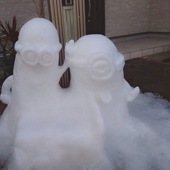 Японцы превращают неожиданный снег в произведения искусства!