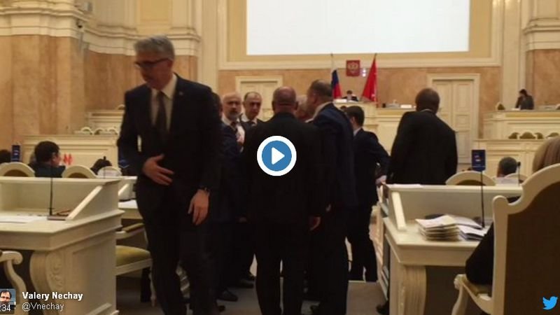 Питерские депутаты чуть не подрались из-за Исаакиевского собора