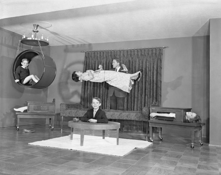 Фокусник Ларри Джонс у себя дома с семьёй, 1962 год, Мичиган 