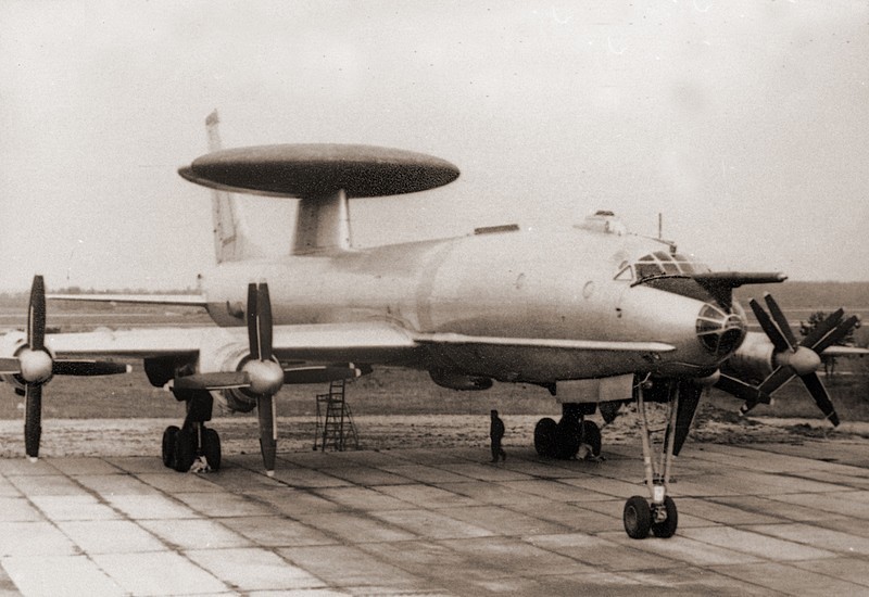 Первый советский самолёт ДРЛО