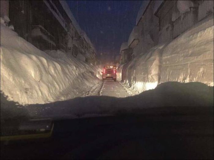 Когда город завалило снегом 