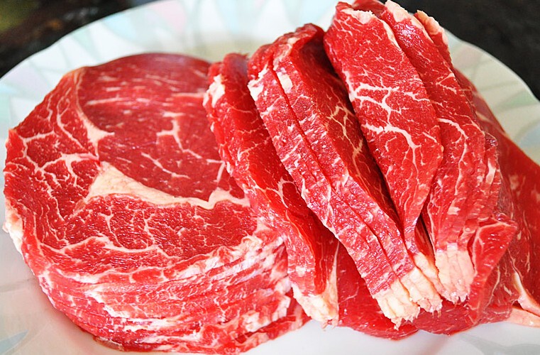 Самое дорогое в мире мясо - мраморная говядина.
