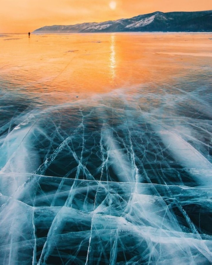 Замерзший Байкал. Фантастика