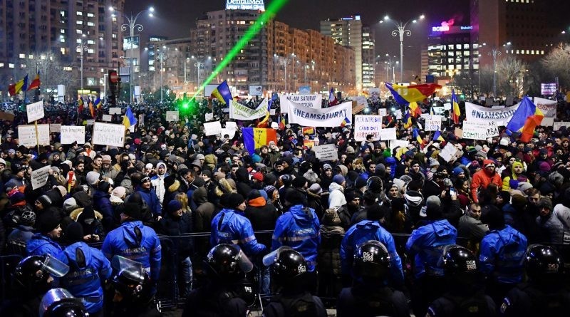 В Румынии прошёл крупнейший протест с 1989 года