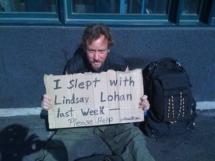 "Еще на прошлой неделе, я спал с Линдсей Лохан - пожалуйста помогите"