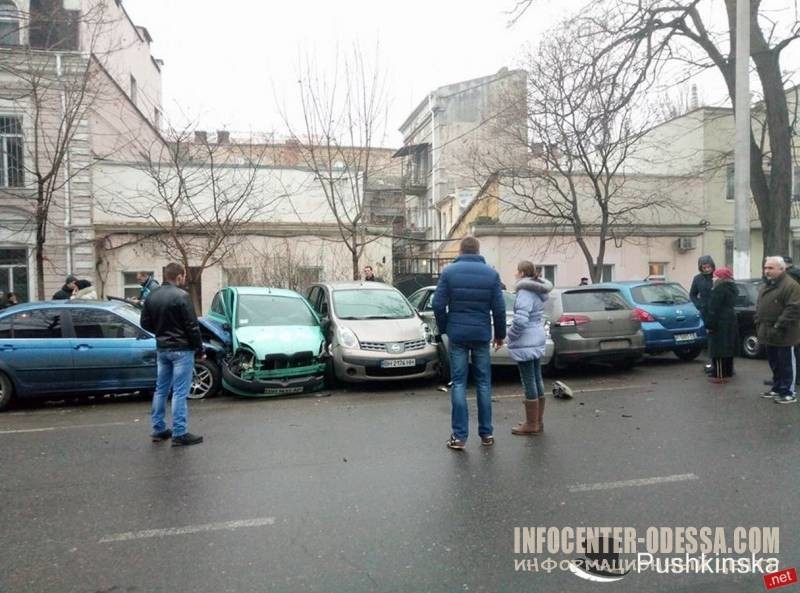 Авария дня. Массовое ДТП в центре Одессы