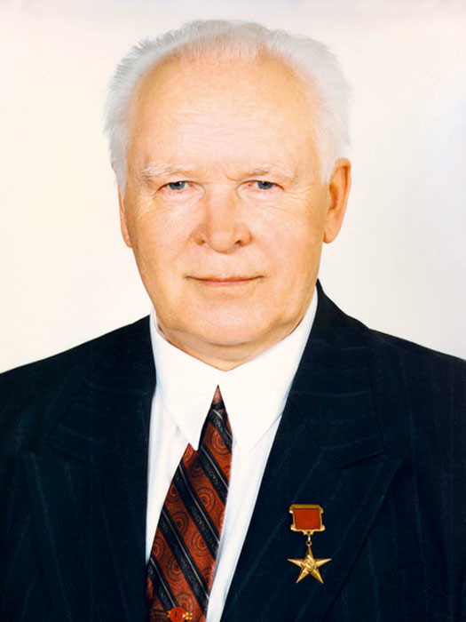 Васи́лий Петро́вич Гря́зев (4 марта 1928 — 1 октября 2008)