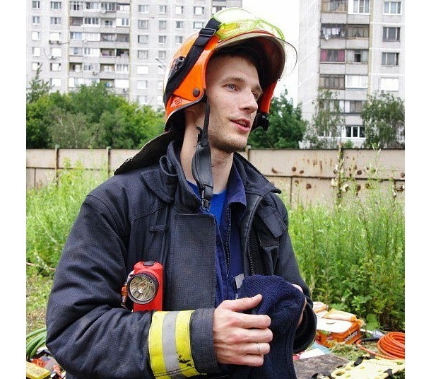  Пожарный Пётр Станкевич пожертвовал жизнью, чтобы вывести из огня шестерых людей