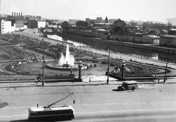 Болотная площадь,Москва ,1946—1952гг.