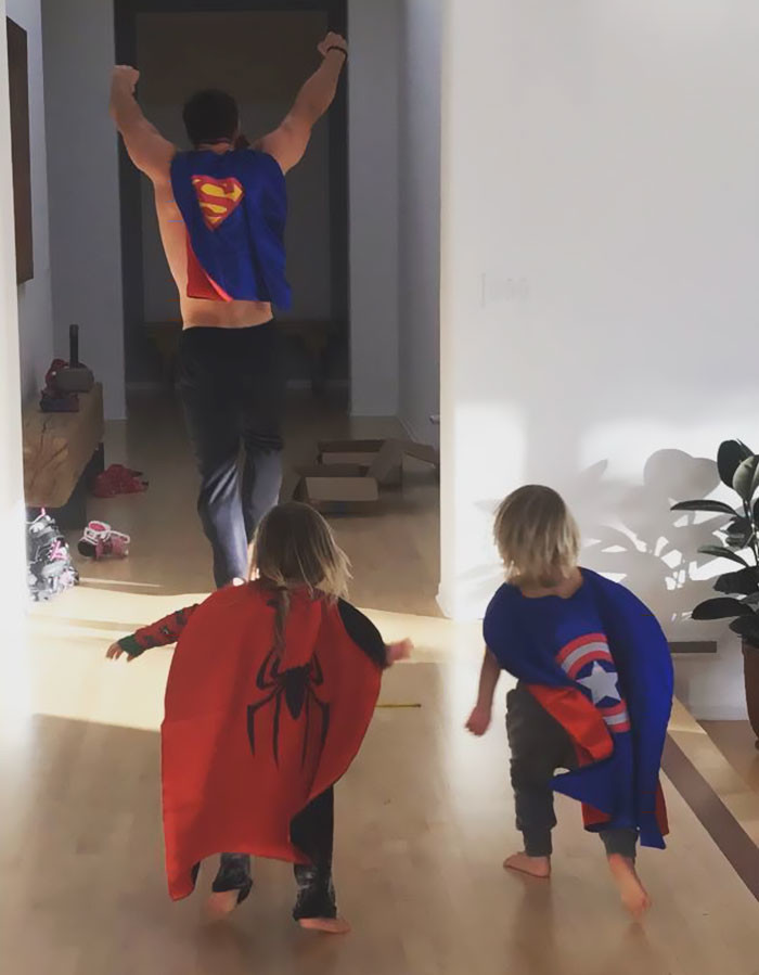 Семья супергероев