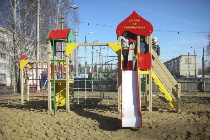Как на самом деле должны выглядеть все детские площадки в России