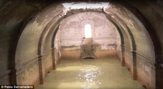 Вода практически не разрушила церковь