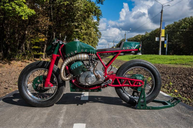 Невероятных кастомы из старых советских мотоциклов
