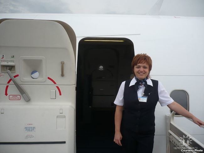 "Старые, толстые, страшные" стюардессы обвинили "Аэрофлот" в дискриминации