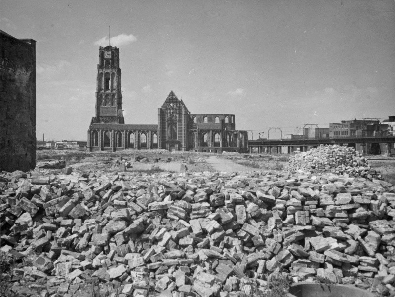 Бомбардировка Роттердама 1940 года, поставила точку на голландском сопротивелении