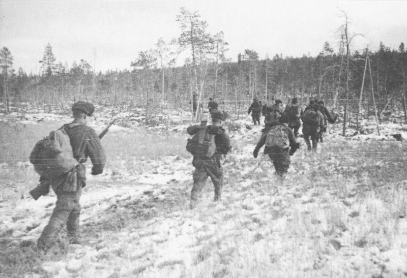 Партизаны отряда «Большевик Заполярья» в боевом походе. 