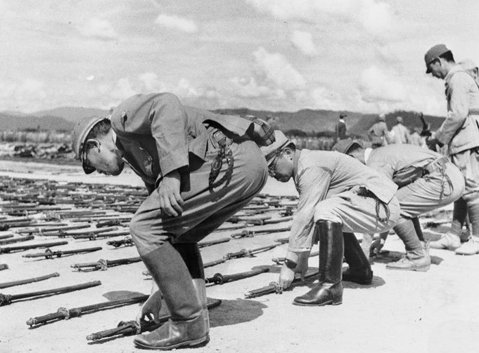 Капитуляция офицеров Квантунской армии Японии, август 1945 года 