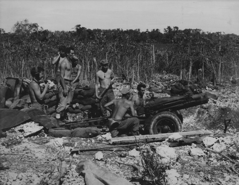 Битва за Пелелиу в фотографиях, 1944 г