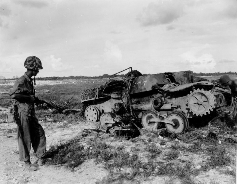 Битва за Пелелиу в фотографиях, 1944 г