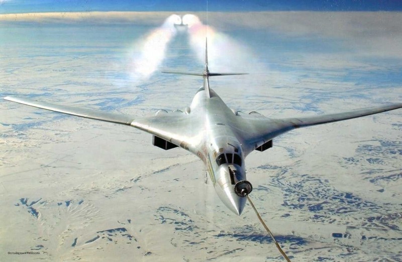 Бомбардировщик Ту-160М2 получит новую сверхдальнюю ракету