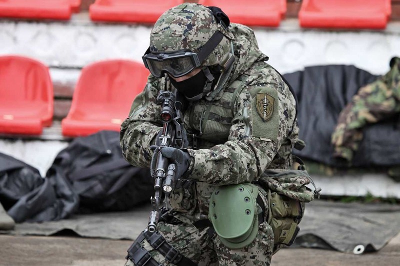 Спецназ РФ получил инновационные боевые комплекты одежды