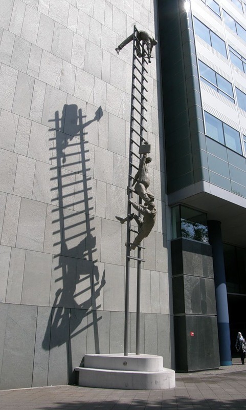 Знакомьтесь, немецкий скульптор Питер Ленк