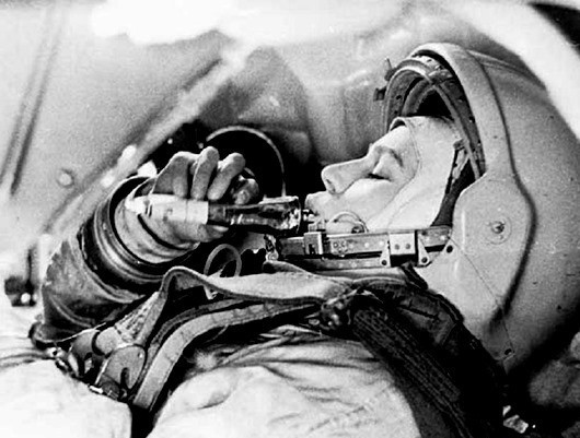 Сказ о том как советские космонавты американцев водкой поили