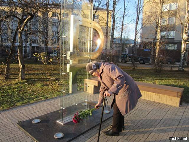 Когда в Сыктывкаре открыли памятник Рублю, никто не учёл поведенческих паттер...