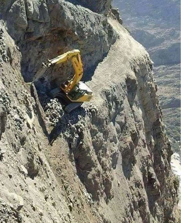 Строительство дороги в Гилгите, Пакистан 