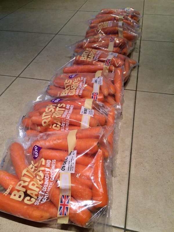 6. Заказал 8 морковок, а привезли 8 пакетов моркови 