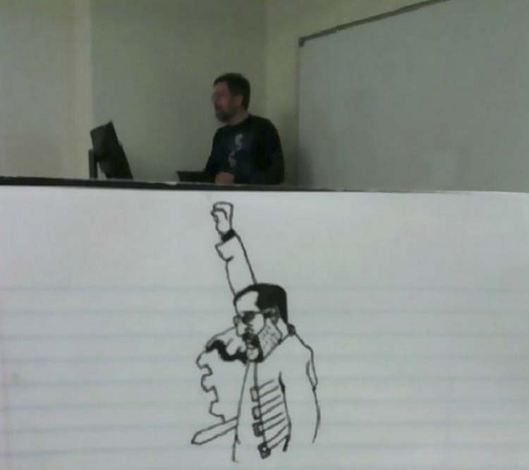 Студент, просиживая время на парах, рисовал своего преподавателя, создавая веселые карикатуры