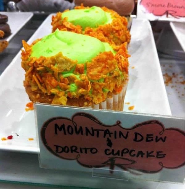 Кекс со вкусом Mountain Dew и чипсами Doritos