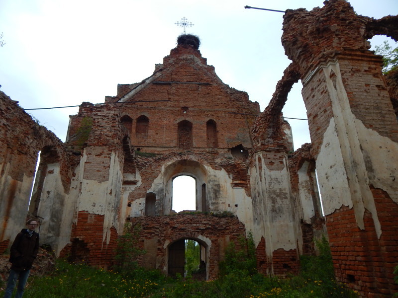Руины костела в Зембине
