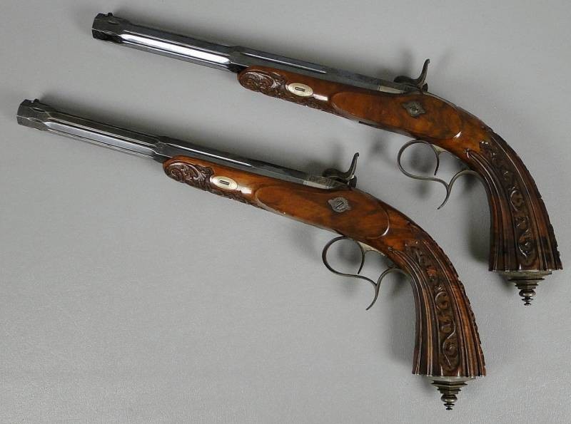 Дуэльная пара бельгийских капсюльных пистолетов