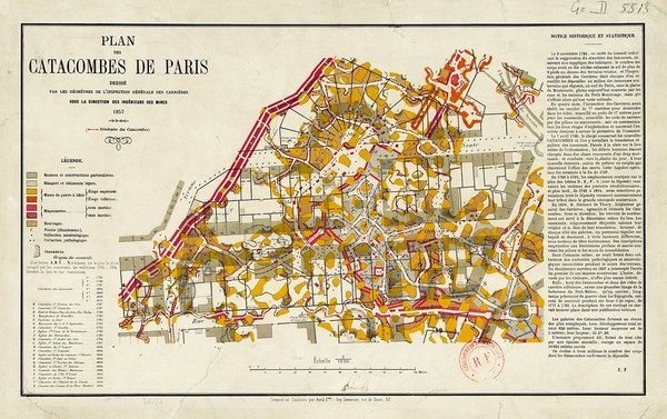 10) Общая протяженность парижских катакомб достигает от 187 до 300км, здесь покоятся тела почти 6 млн человек.