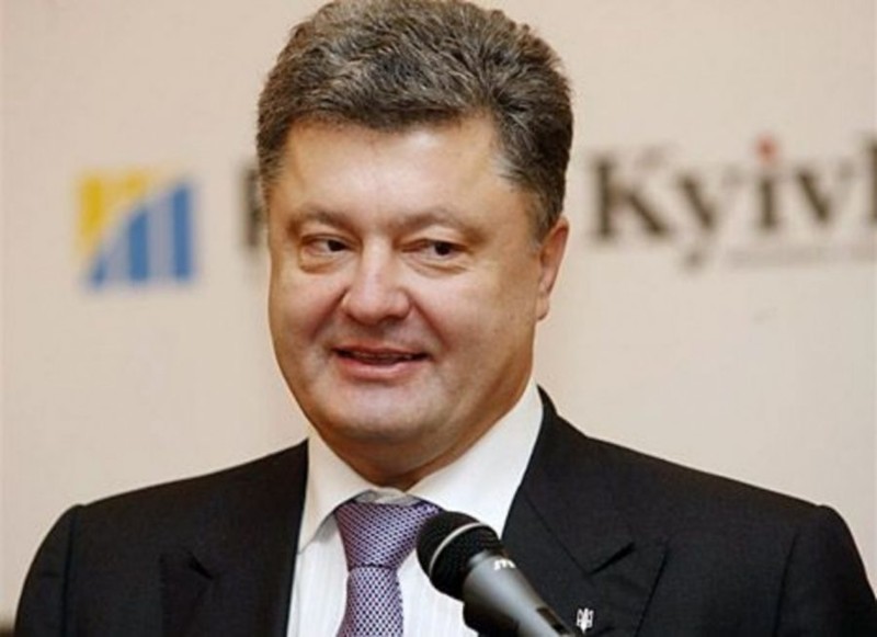 Семенченко публично унизил Порошенко: для меня лично вы — ошалевший от страха и жадности олигарх