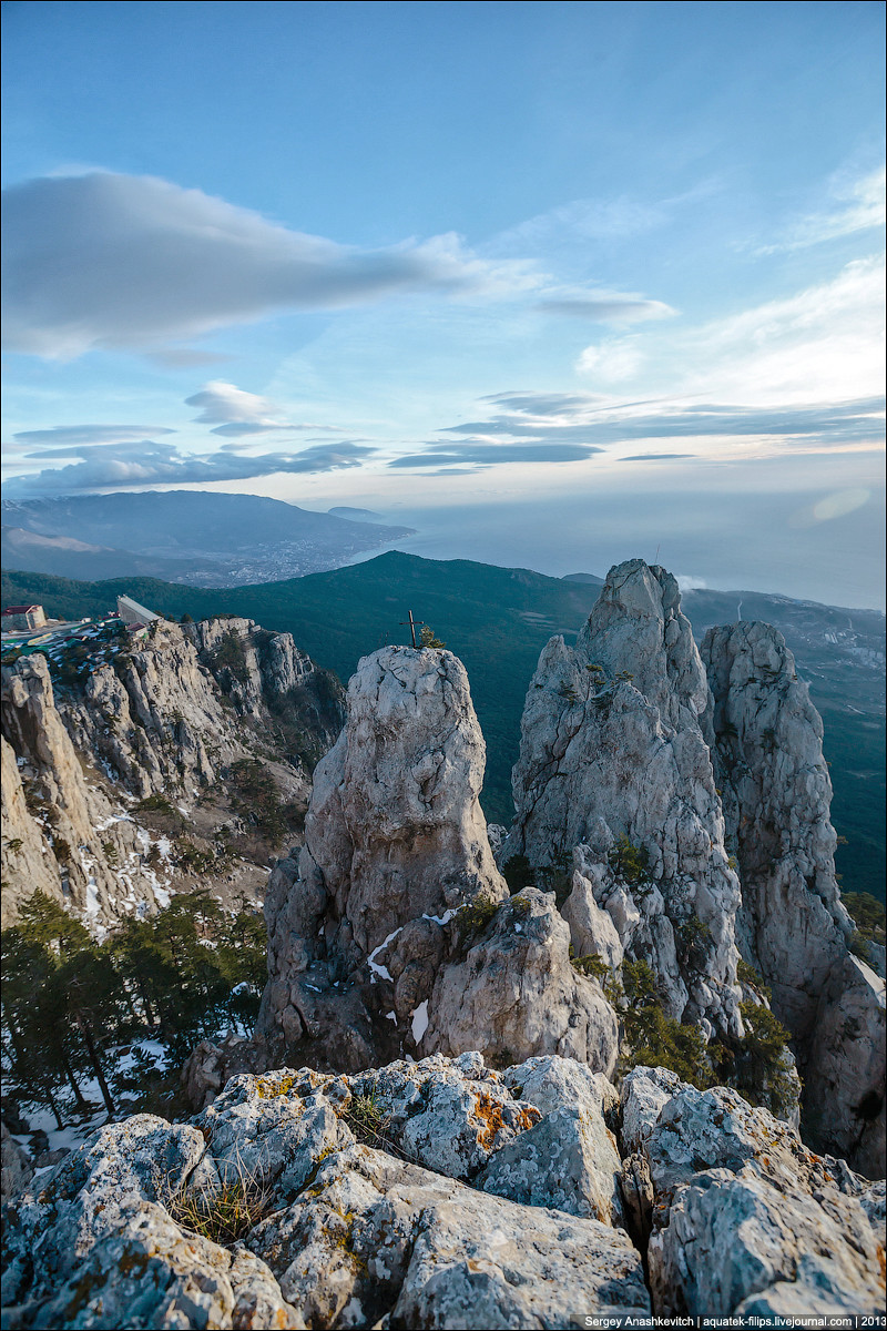 Гора Ай-Петри - знаменитая вершина крымских гор и мост в небо