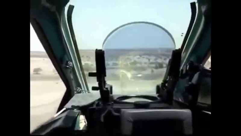 Су-24 и Су-25 проход на сверхмалой из кабины пилота 