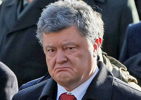 Порошенко обвинил радикалов в полной потере контроля над Донбассом‍