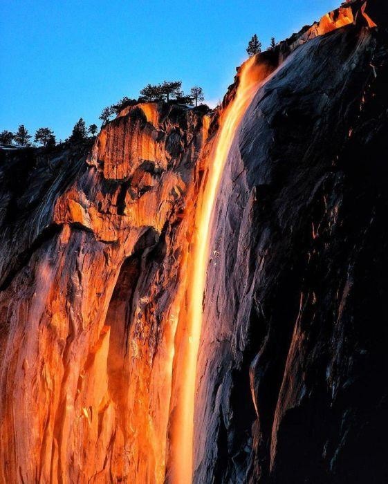 Огненный водопад "Лошадиный хвост"