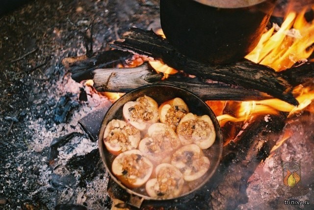 Еда в походе и на природе всегда вкуснее! (22 фото)