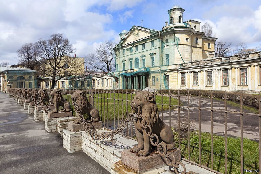 29 чугунных скульптур львов – часть ограды дачи Кушелевых-Безбородко – были д...